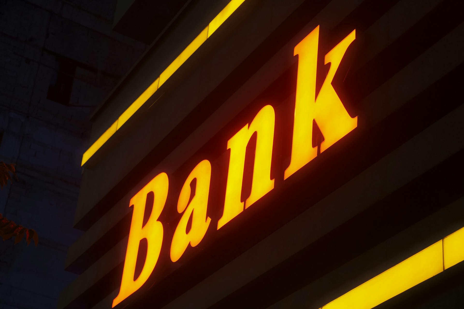 Rahasia Bank yang Jarang Diketahui: Mengapa Uang Ratusan Juta Bisa 'Nganggur' Kalau Kamu Tiada